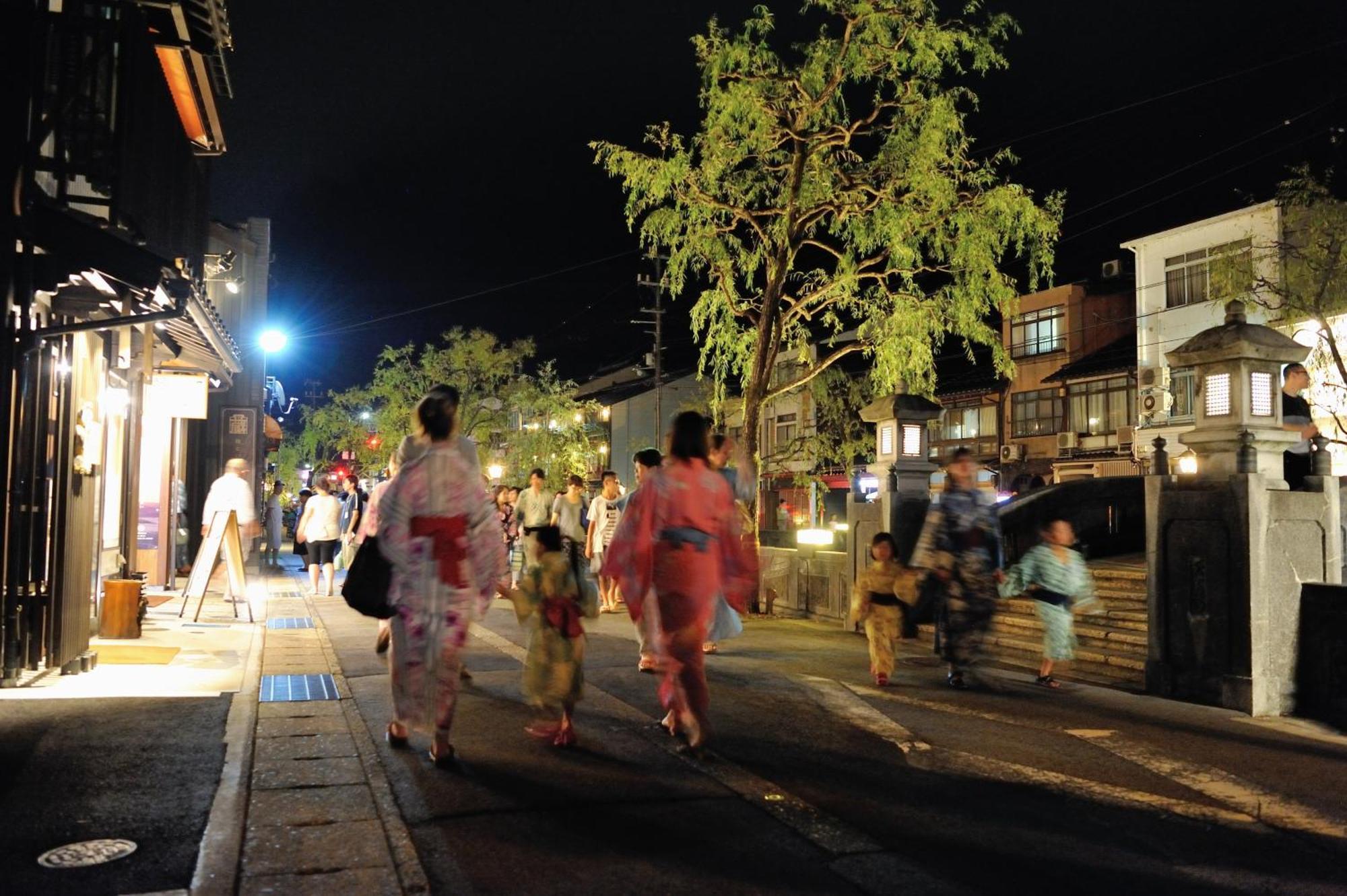 Mikuniya Hotel Toyooka  Exterior photo