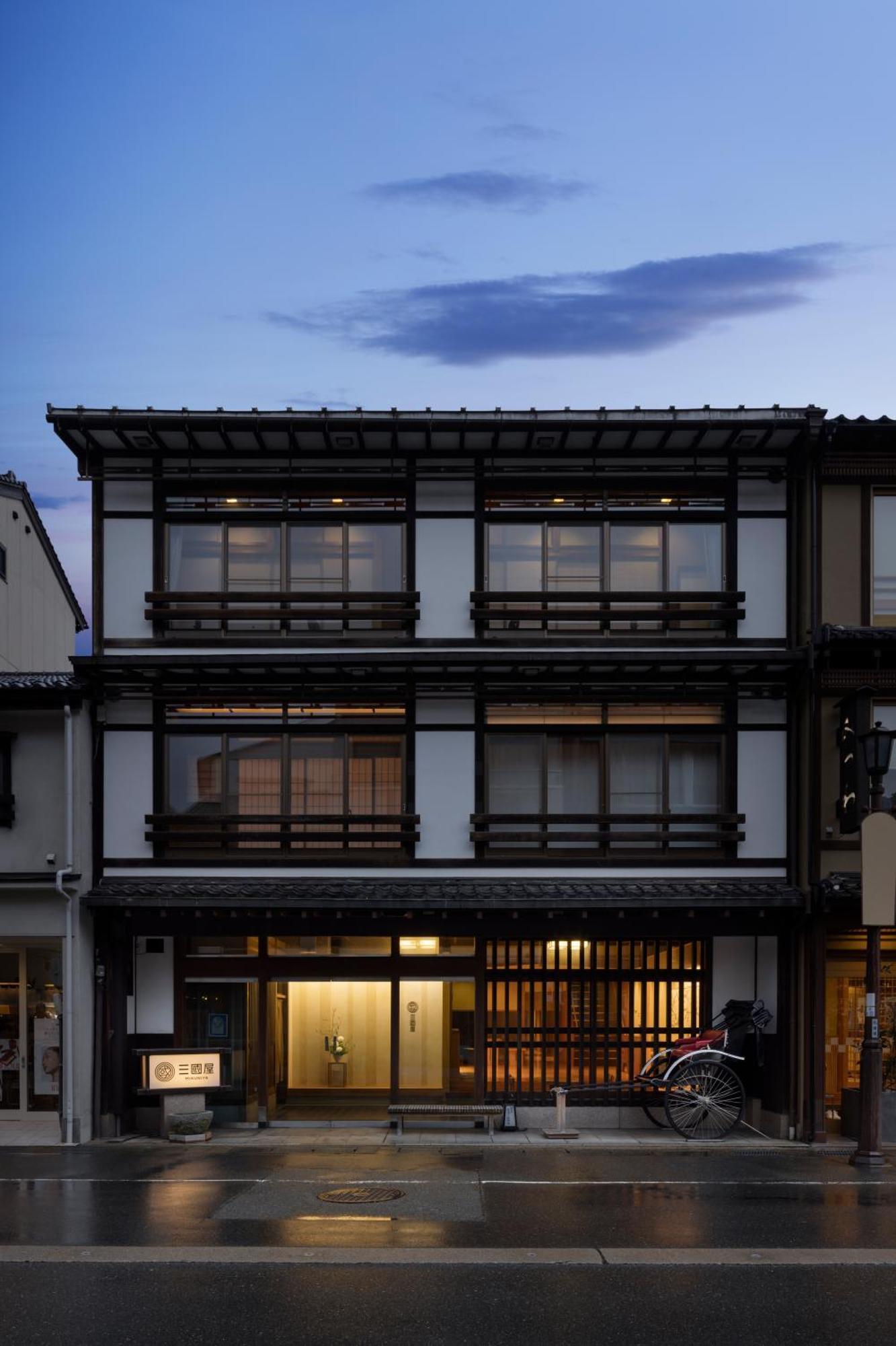 Mikuniya Hotel Toyooka  Exterior photo