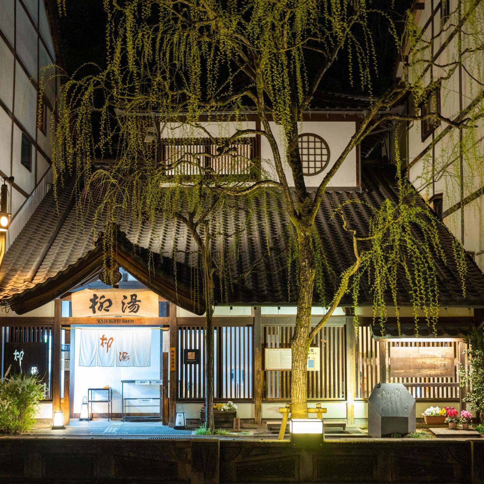 Mikuniya Hotel Toyooka  Exterior photo